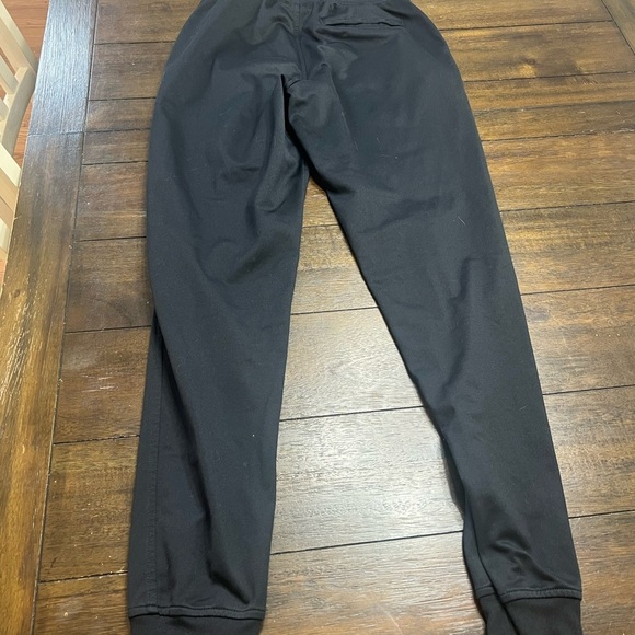 Under Armour Black Track Pants with Elastic Waistband - Picture 4 of 4